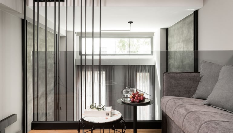 11 Enteka Acropolis Suites