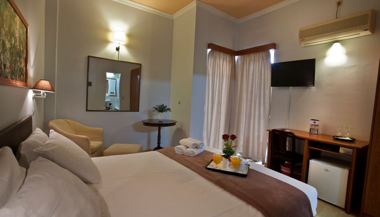 Grand Hotel Loutraki