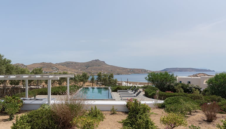 Mykonos Unique Villas by 2 Doors