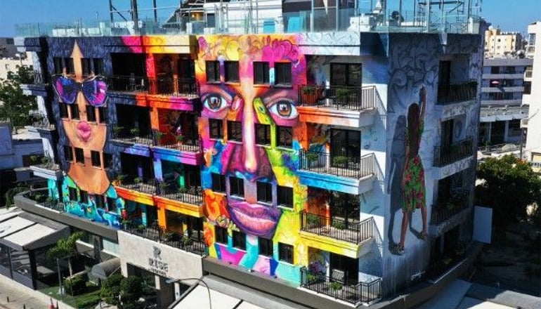 Rise Hotel