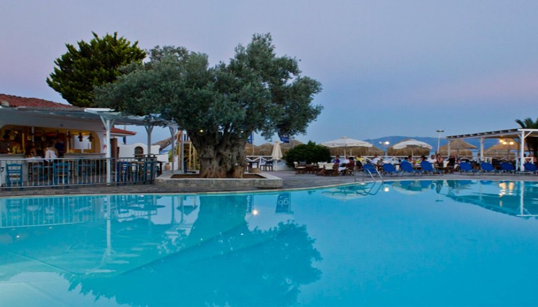 Grand Bleu Sea Resort Hotel