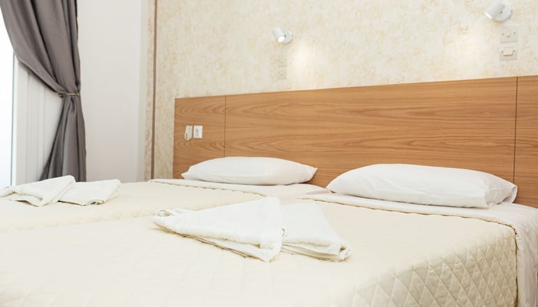 Marcos Beach Hotel - Μυλοπότας, Ίος