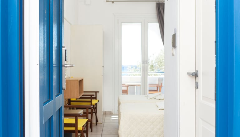 Marcos Beach Hotel - Μυλοπότας, Ίος