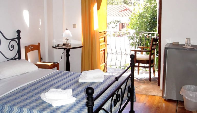 Paraliako Hotel Kyparissi