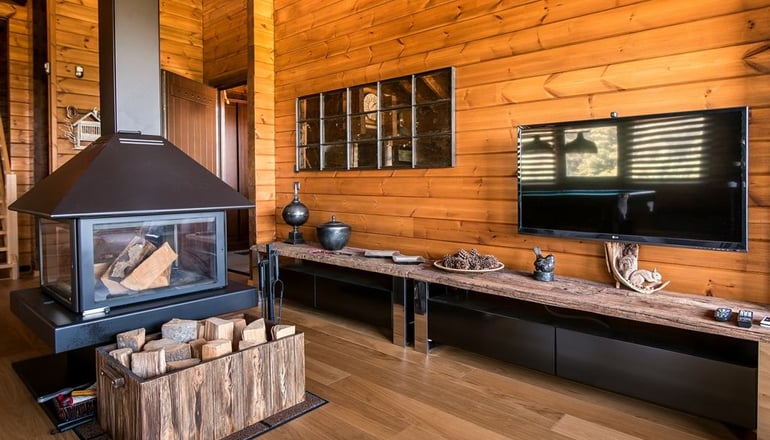 Aelia Parnassus Chalet