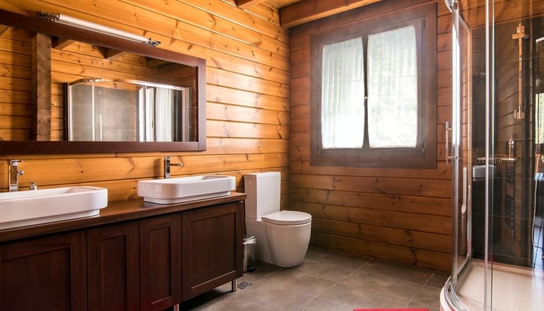 Aelia Parnassus Chalet