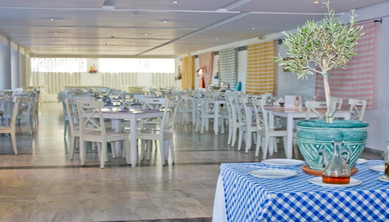 Grand Bleu Sea Resort Hotel