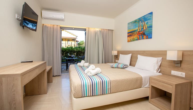 Passas Mare Apartments & Studios