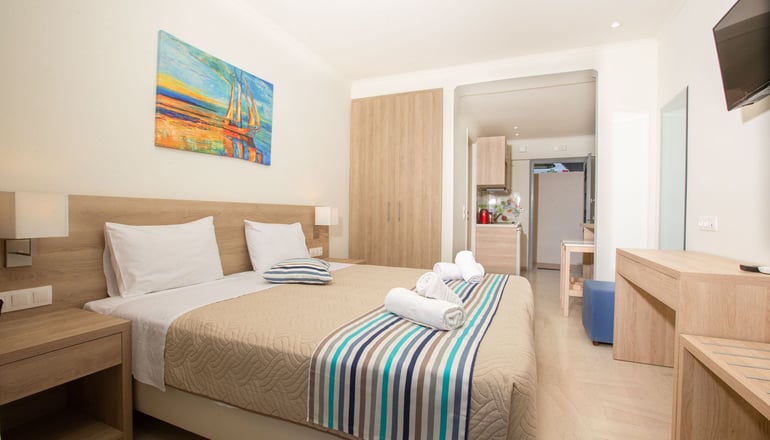 Passas Mare Apartments & Studios