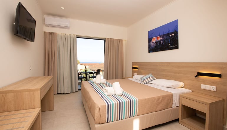 Passas Mare Apartments & Studios