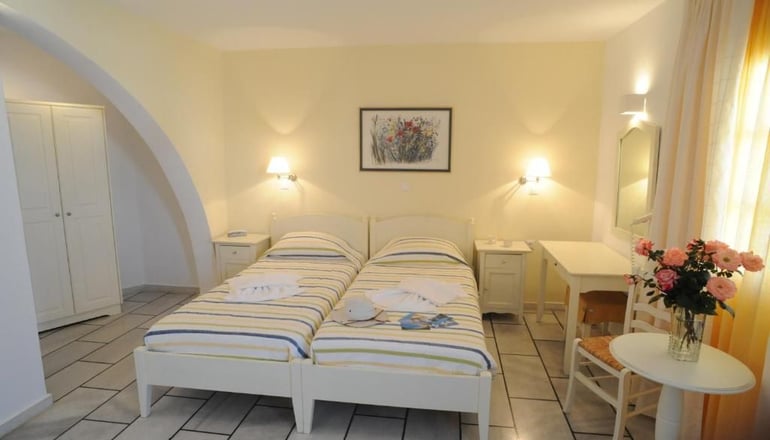 Lianos Village - Άγιος Προκόπιος, Νάξος