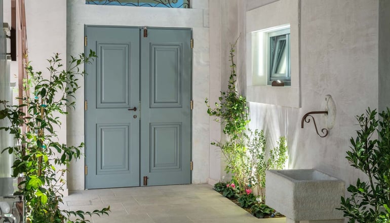 Inotropes Boutique Suites