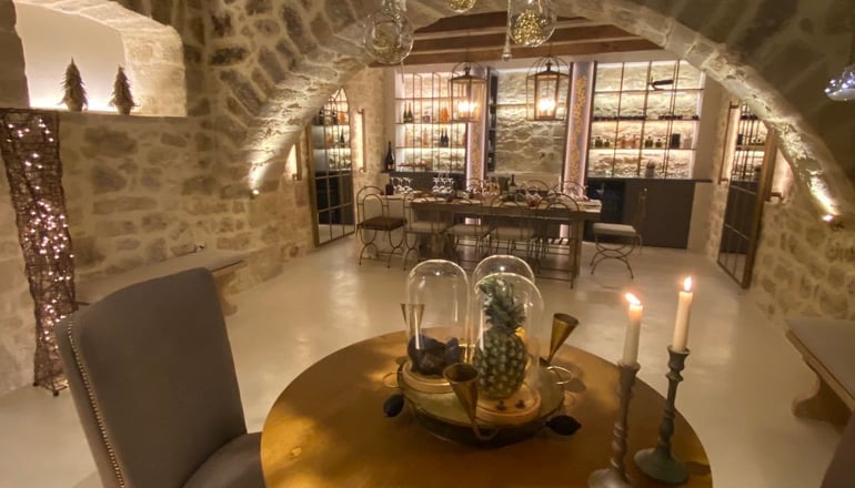 Inotropes Boutique Suites