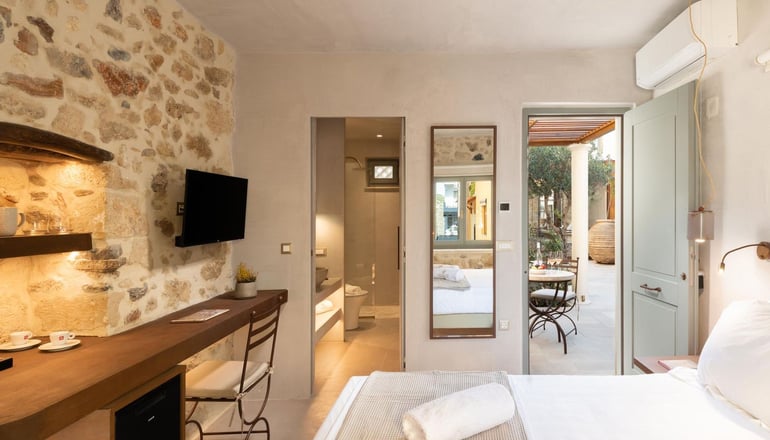 Inotropes Boutique Suites