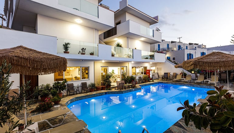 Kasteli Studios & Apartments