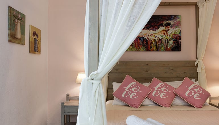 Kasteli Studios & Apartments