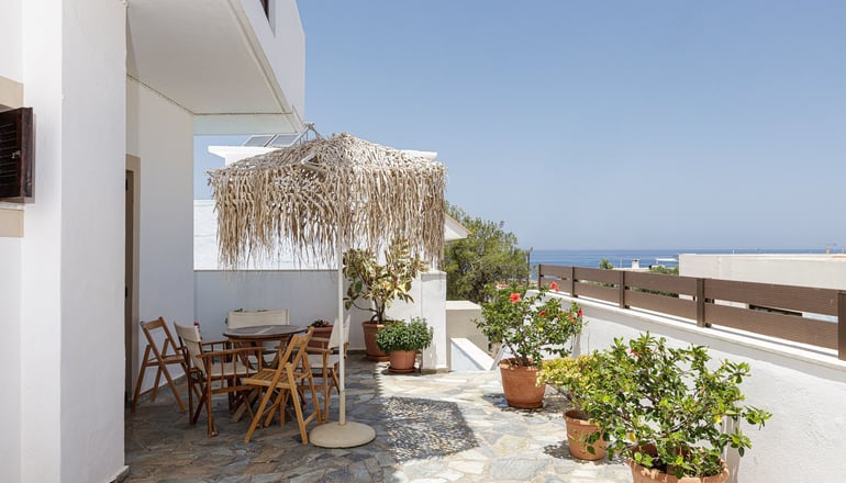 Kasteli Studios & Apartments