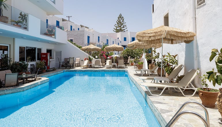 Kasteli Studios & Apartments