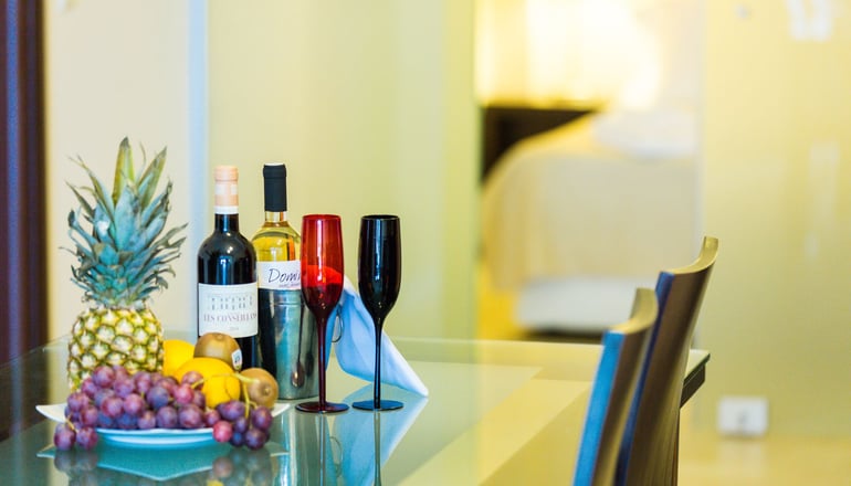 4* Pantheon Villas & Suites