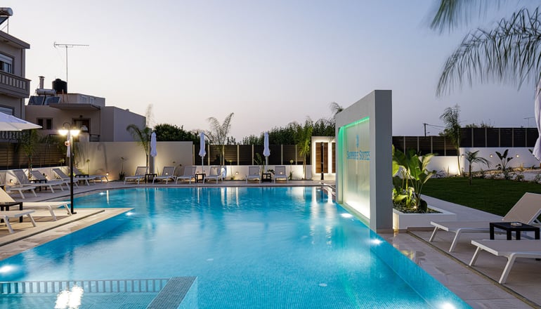 4* Sapphire Blue Suites