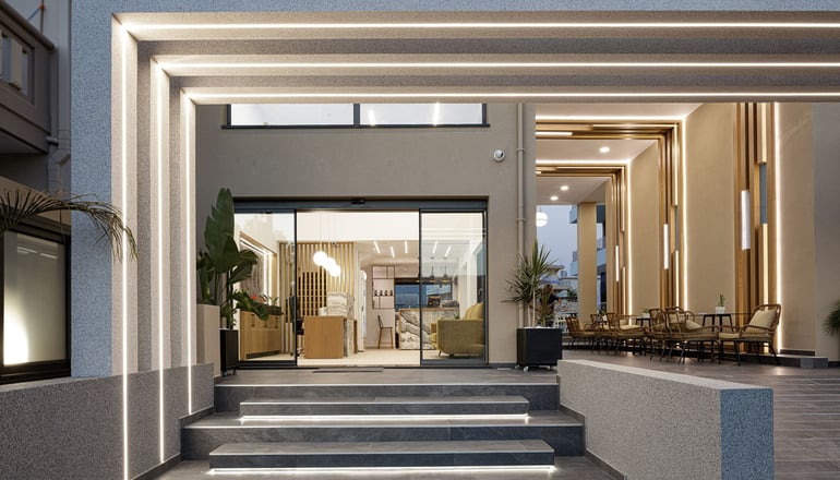 4* Sapphire Blue Suites