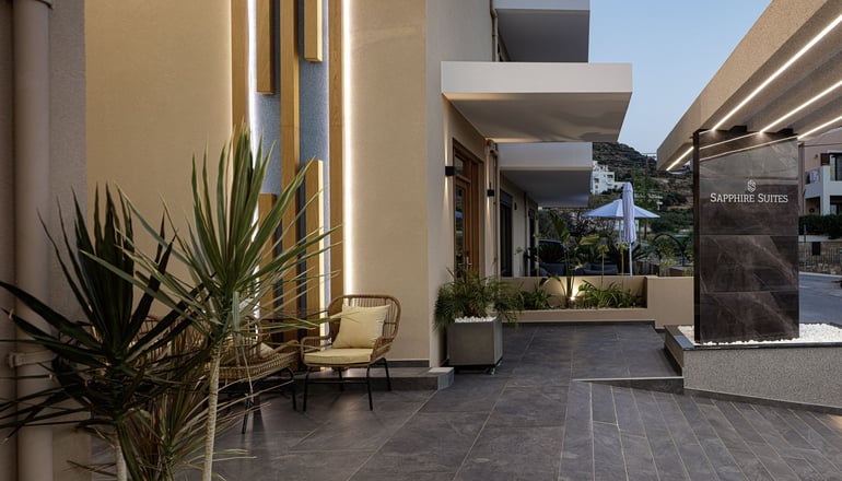 4* Sapphire Blue Suites