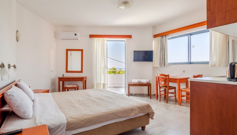 Grace Studios & Apartments