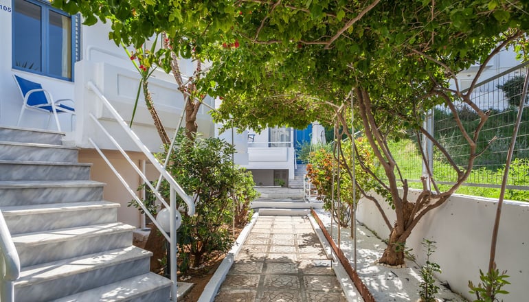 Grace Studios & Apartments