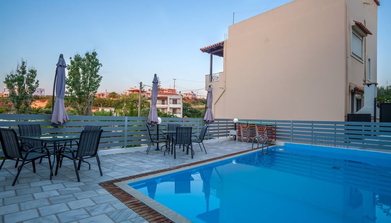 Grace Studios & Apartments