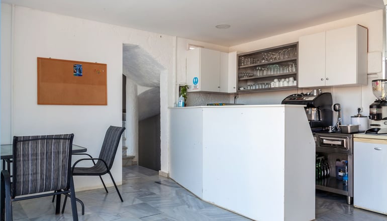 Grace Studios & Apartments
