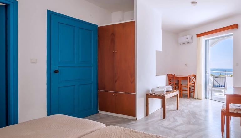Grace Studios & Apartments