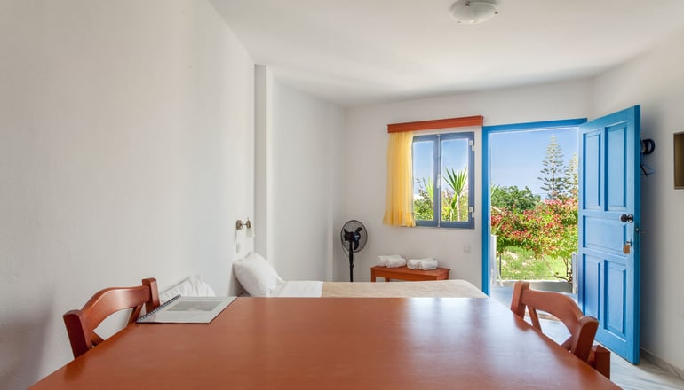 Grace Studios & Apartments