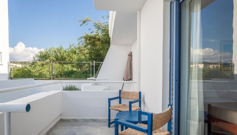 Grace Studios & Apartments
