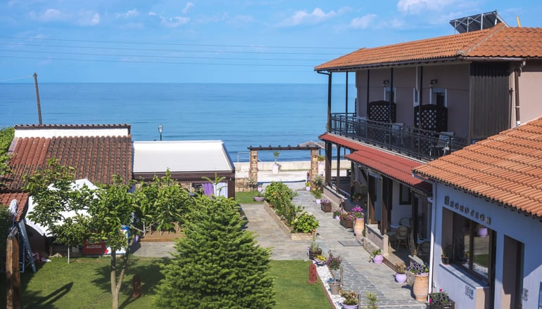 Kamelia & Semeli Hotel