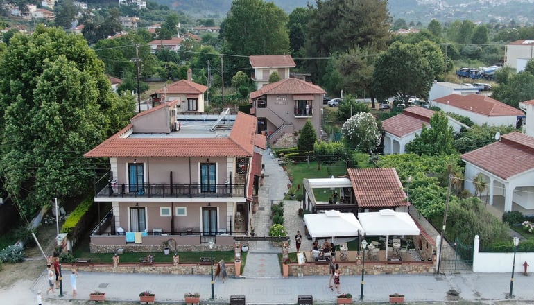 Kamelia & Semeli Hotel
