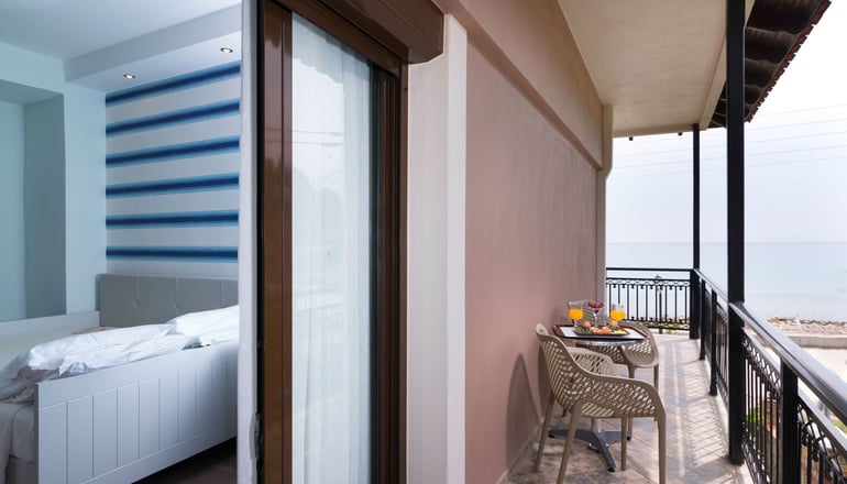 Kamelia & Semeli Hotel