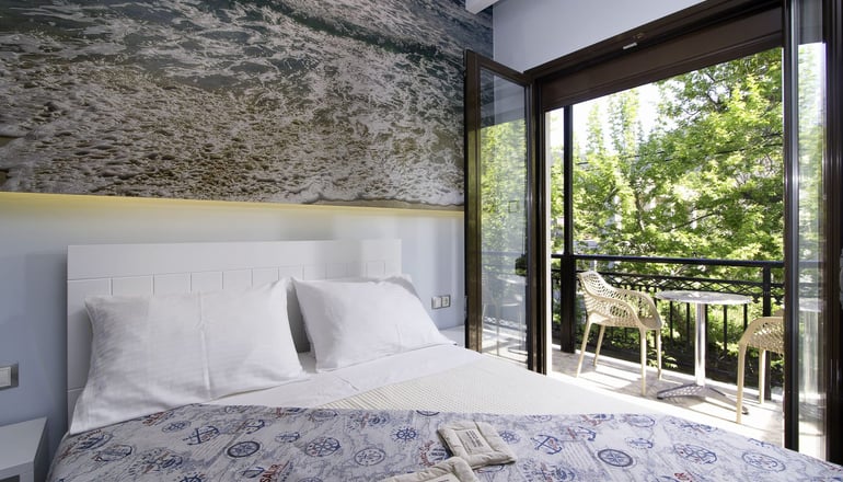 Kamelia & Semeli Hotel