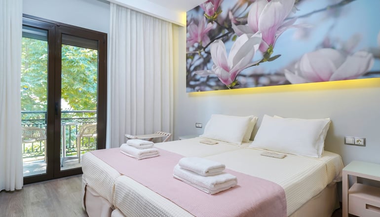 Kamelia & Semeli Hotel