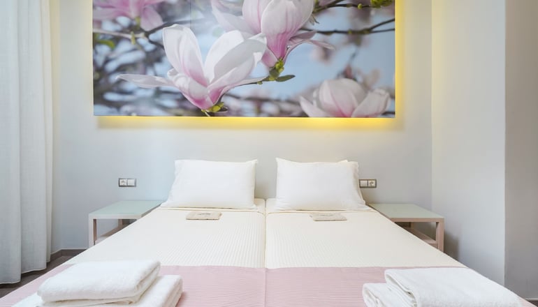 Kamelia & Semeli Hotel