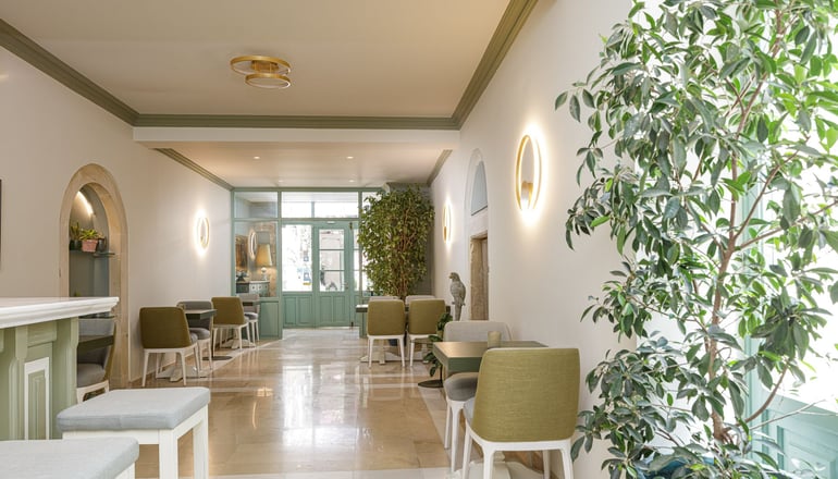 4* Mythos Suites Hotel