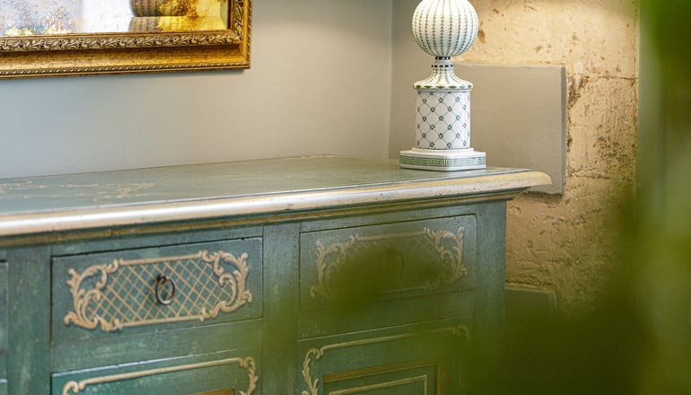 4* Mythos Suites Hotel