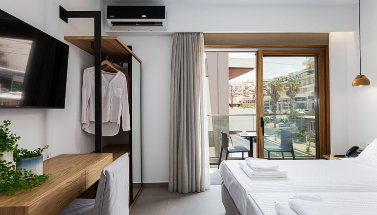 4* North Coast Seaside Suites