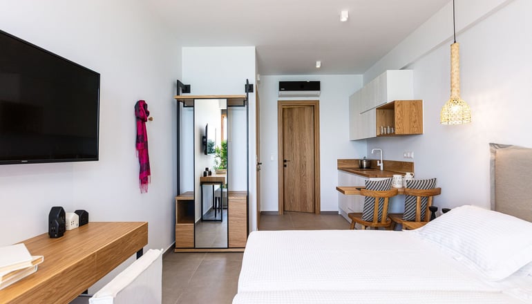 4* North Coast Seaside Suites