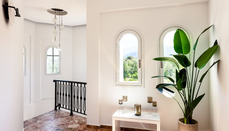 Pinelopi Beach Suites