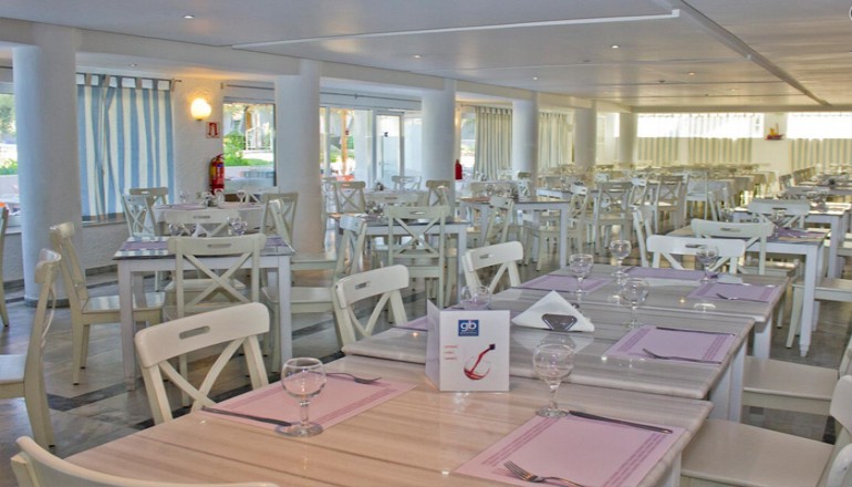 Grand Bleu Sea Resort Hotel