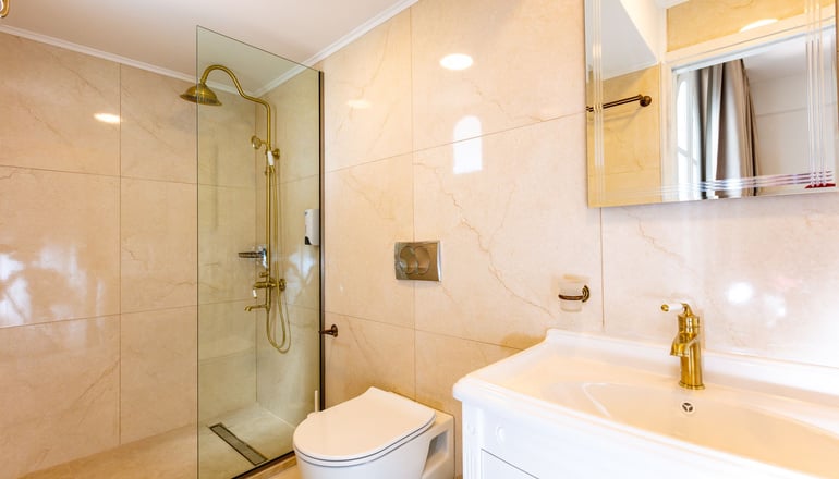 Pinelopi Beach Suites