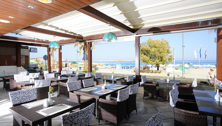 Steris Elegant Beach Hotel & Apartments