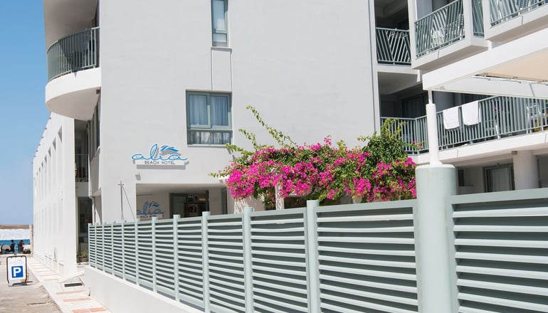 4* Alia Beach Hotel
