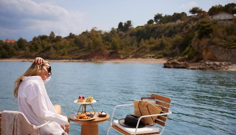 4* Brown Beach Chalkida