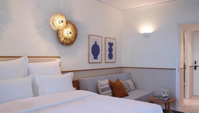 4* Brown Beach Chalkida
